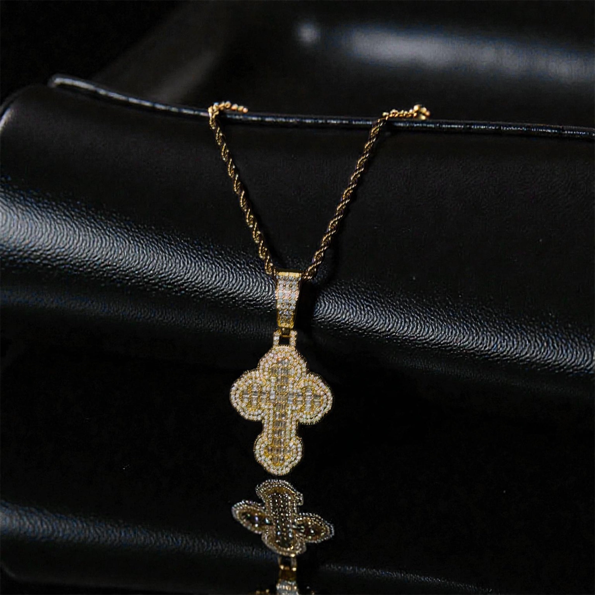 Cruz Iced Oro + Soga