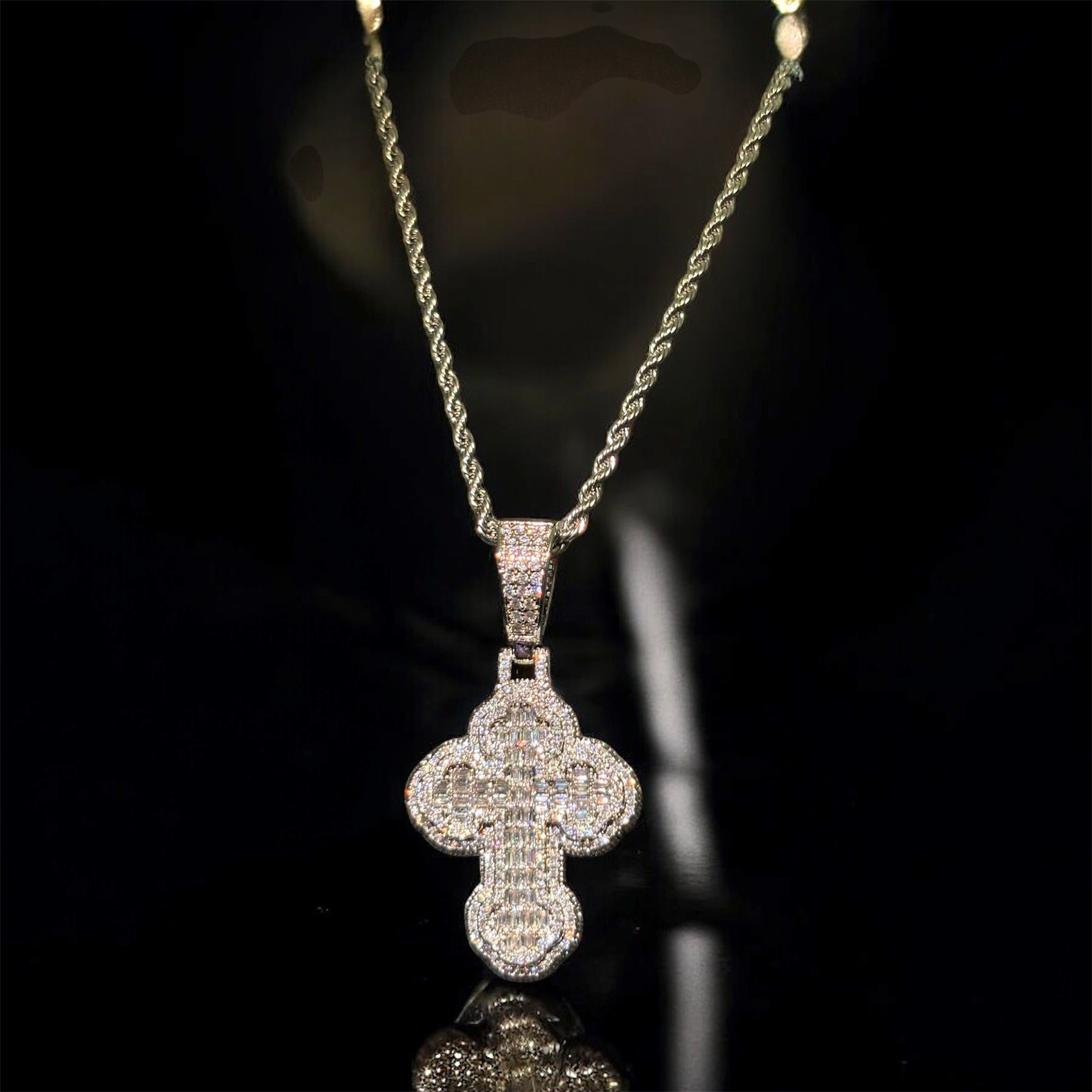 Cruz Iced Silver + Soga